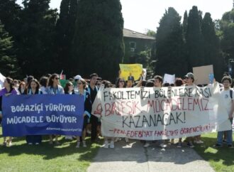 Boğaziçinde Mezuniyet Töreni Mücadelesi ve Mezun Kartı İptalleri