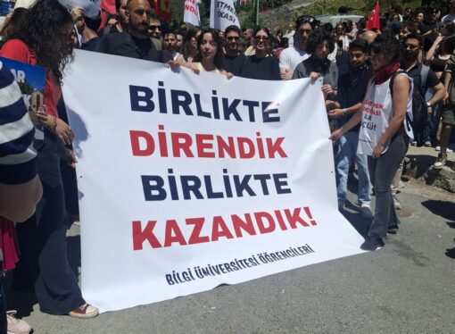 Bir Gecede Askıya Alınan Hayatlar: Bilgi’nin “Aç‑Kapa” Kararı