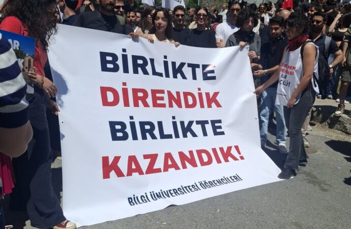 Bir Gecede Askıya Alınan Hayatlar: Bilgi’nin “Aç‑Kapa” Kararı